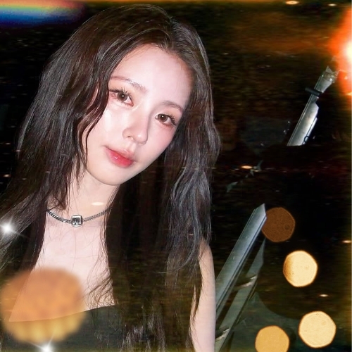 A moment captured by Miyeon (i-dle)'s fan