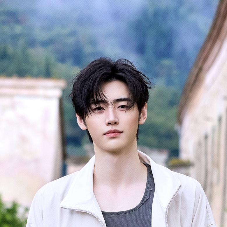 Behind-the-scenes cut of Sunghoon (ENHYPEN)