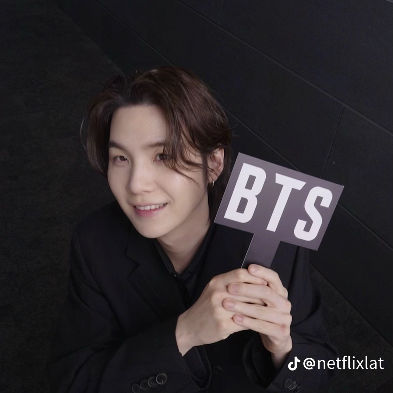 Potret di balik layar SUGA (BTS)