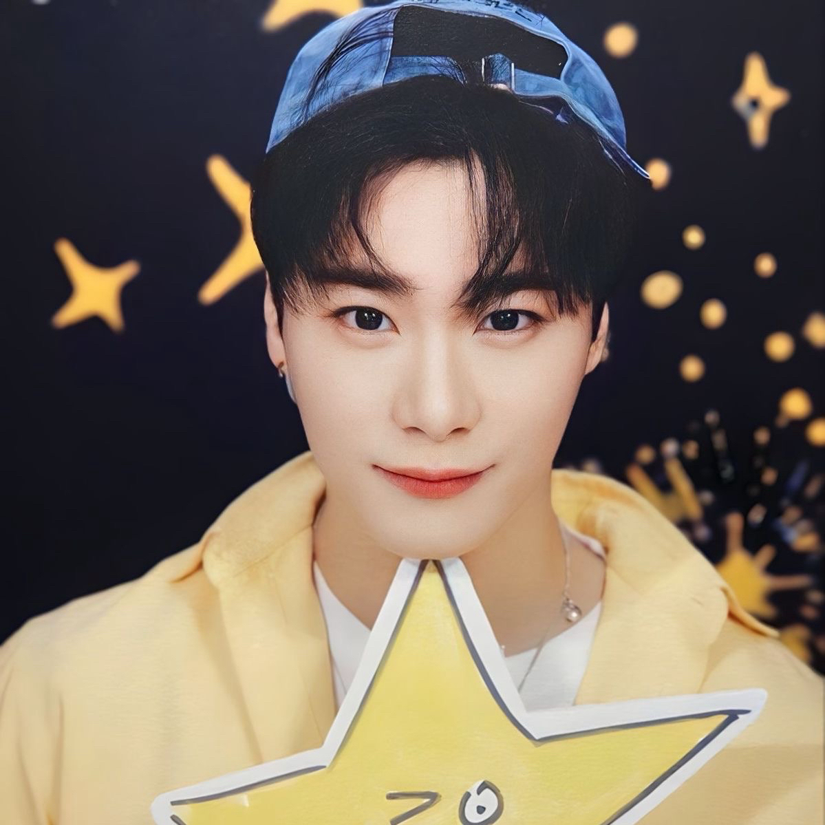 Latest photo of Moonbin (ASTRO)
