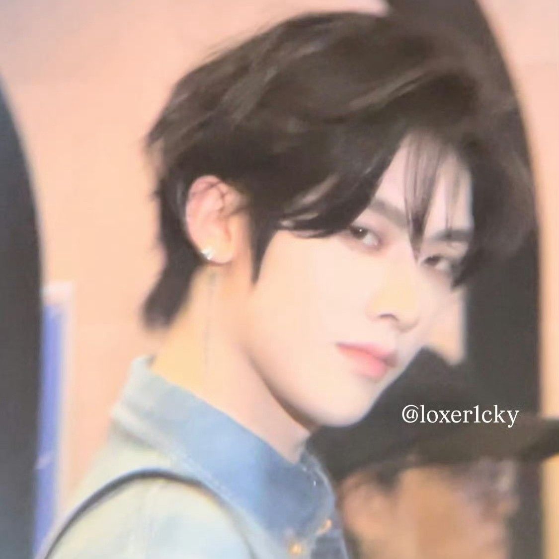 A moment captured by Ricky (ZEROBASEONE)'s fan