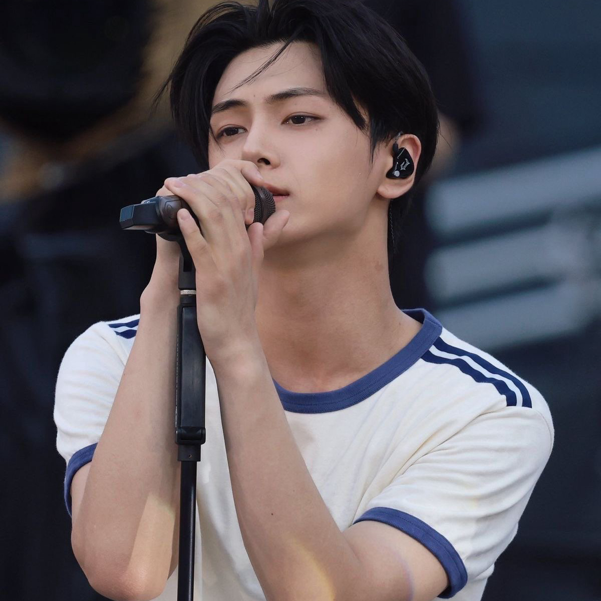 제이 (ENHYPEN) 최근 활동샷