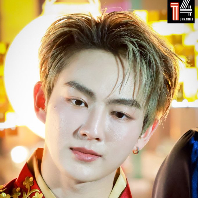 Behind-the-scenes cut of Heart (BUS)