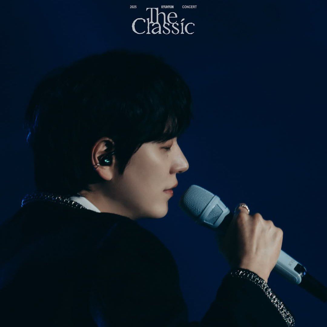 A moment captured by Kyuhyun (Super Junior)'s fan