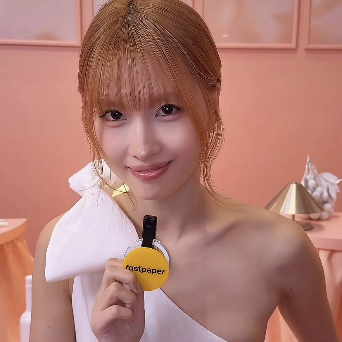 모모 (TWICE)의 최신 사진