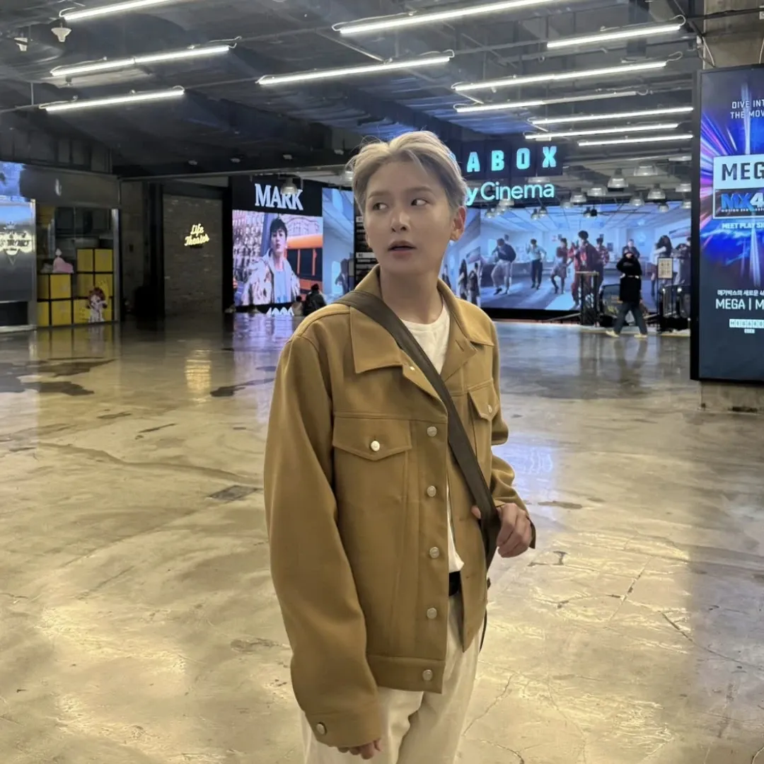 A moment captured by Ryeowook (Super Junior)'s fan