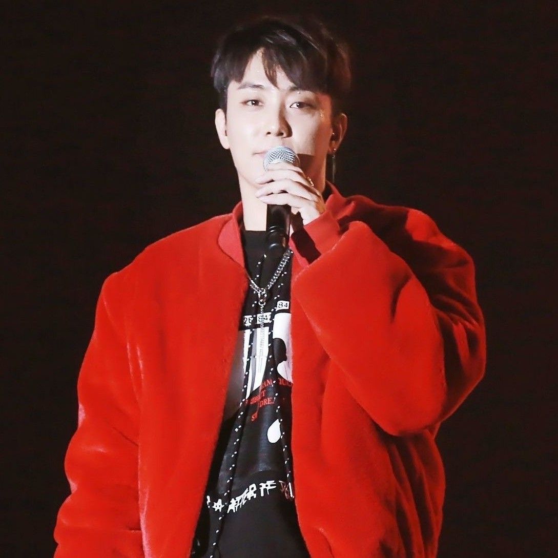 Latest photo of Eun Jiwon (SECHSKIES)