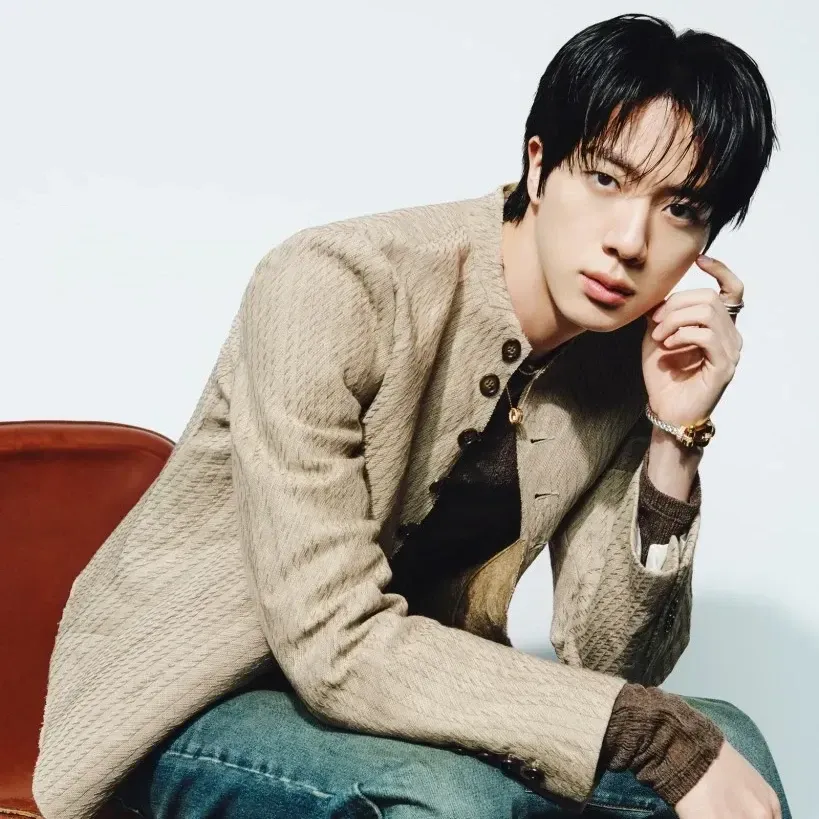 Potret di balik layar Jin (BTS)