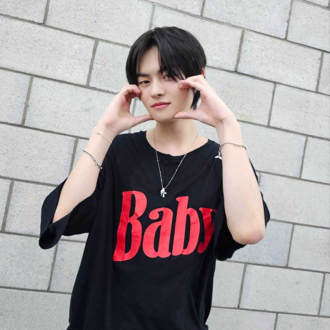 Behind-the-scenes cut of Lee Leo (ALPHA DRIVE ONE)