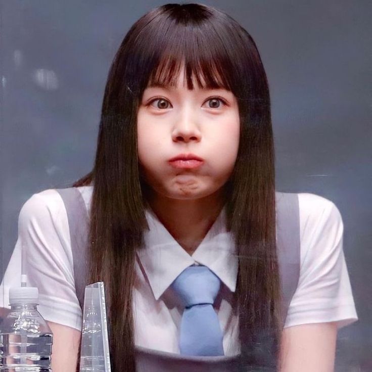 A moment captured by Sana (TWICE)'s fan