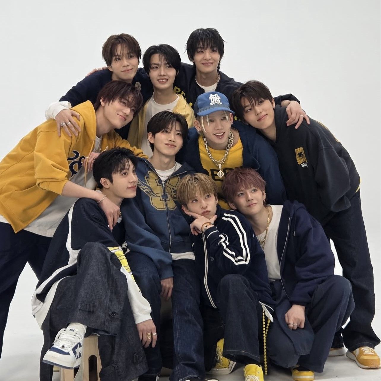 Behind-the-scenes cut of TREASURE