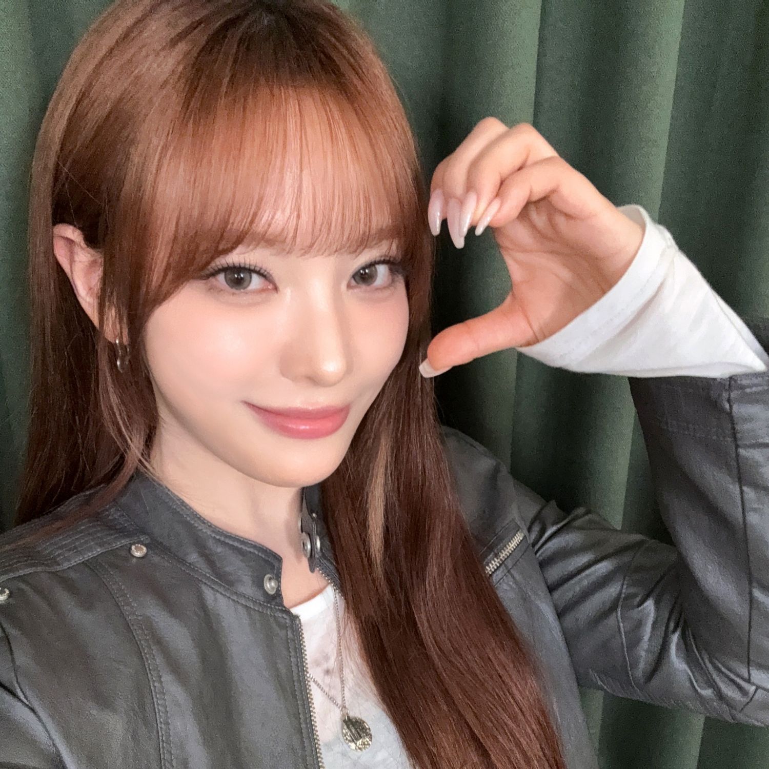 A moment captured by Moon Sua (Billlie)'s fan