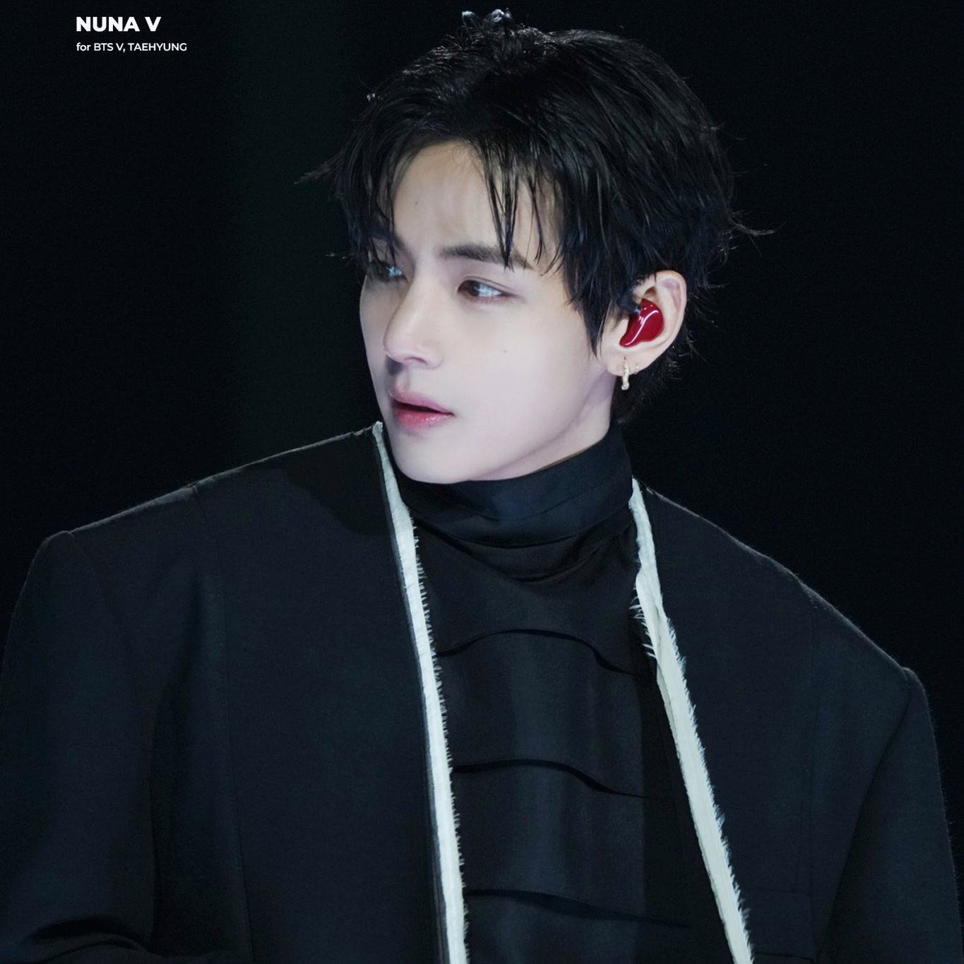 뷔 (방탄소년단)의 최신 사진