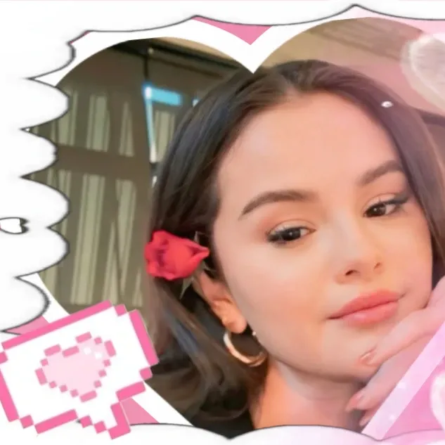 A moment captured by Selena Gomez's fan