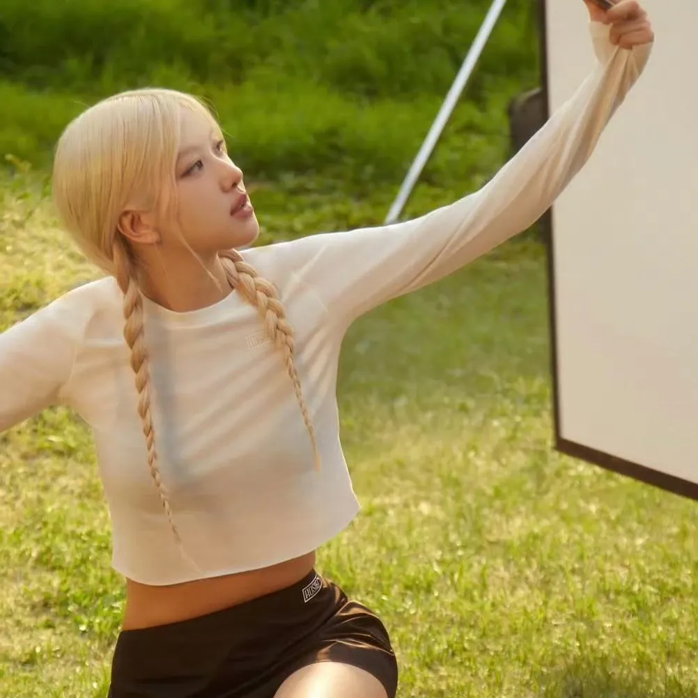 로제 (BLACKPINK)의 비하인드 컷