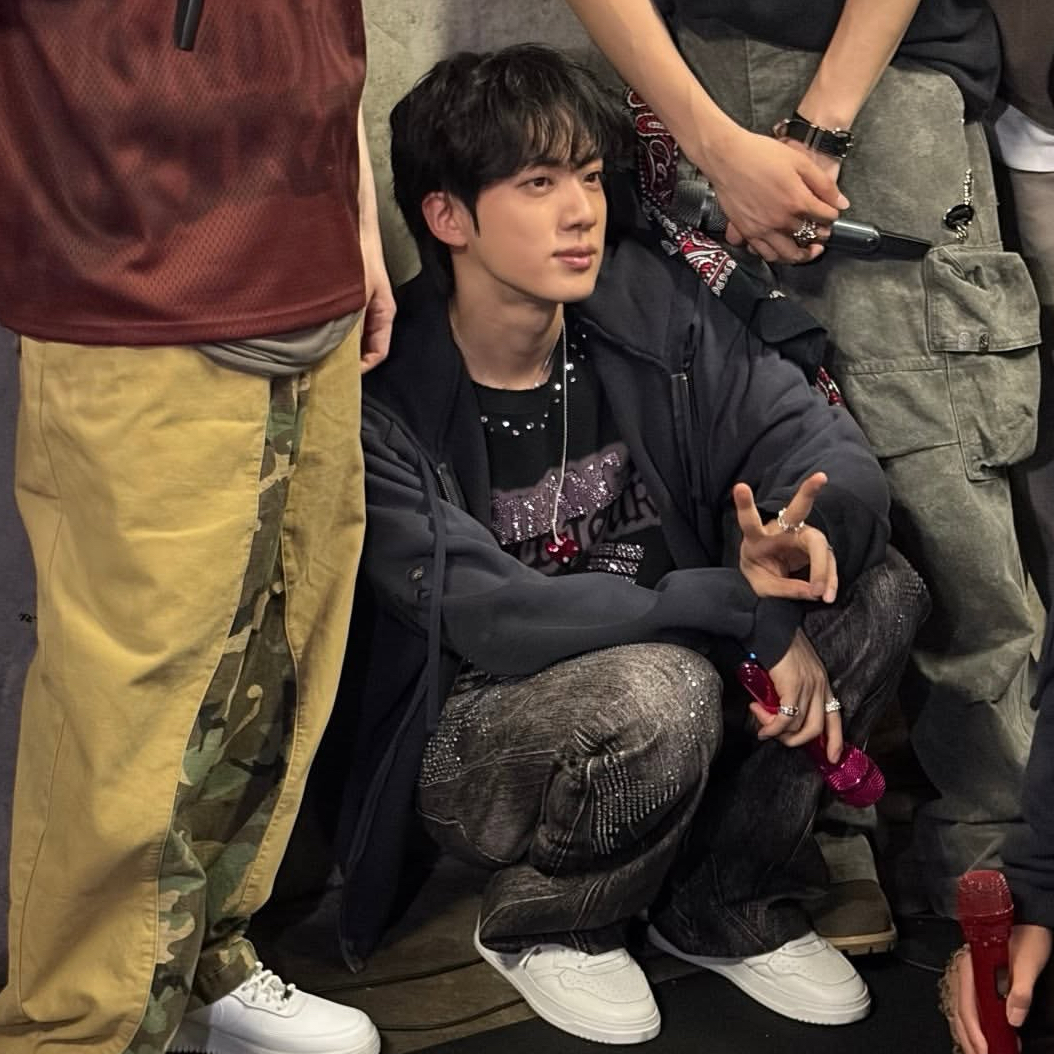 Latest photo of Jin (BTS)