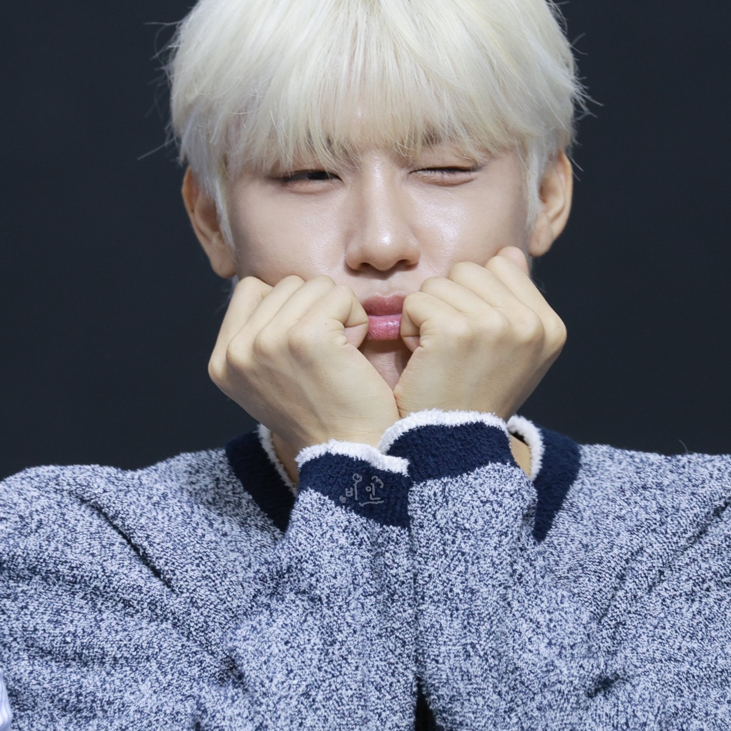 朴佑鎮 (AB6IX)的最新照片