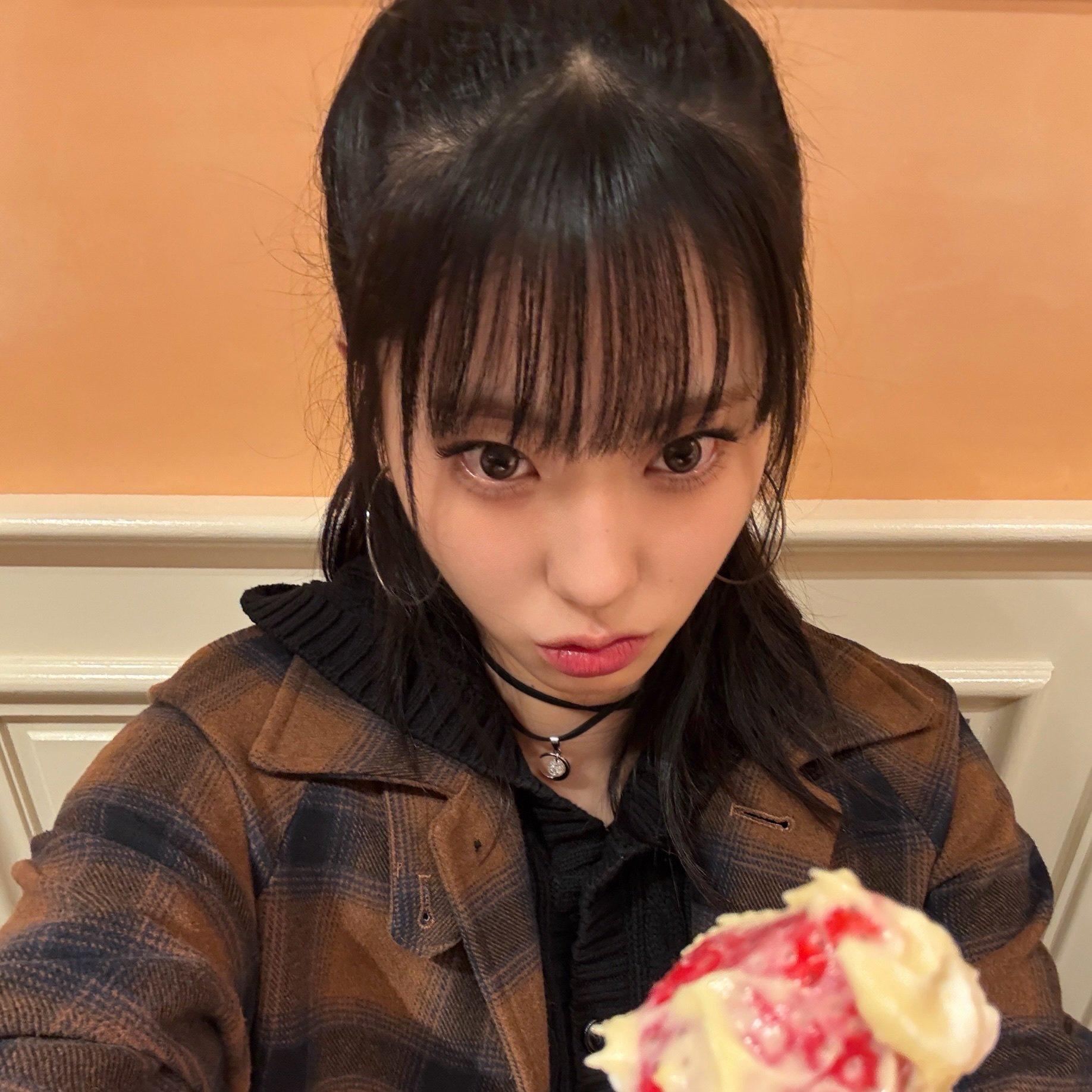 A moment captured by Koko (izna)'s fan