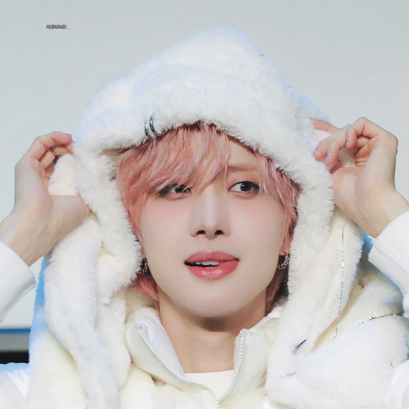 Latest photo of Hui (PENTAGON)