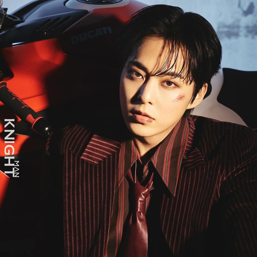 A moment captured by Xiumin (EXO)'s fan