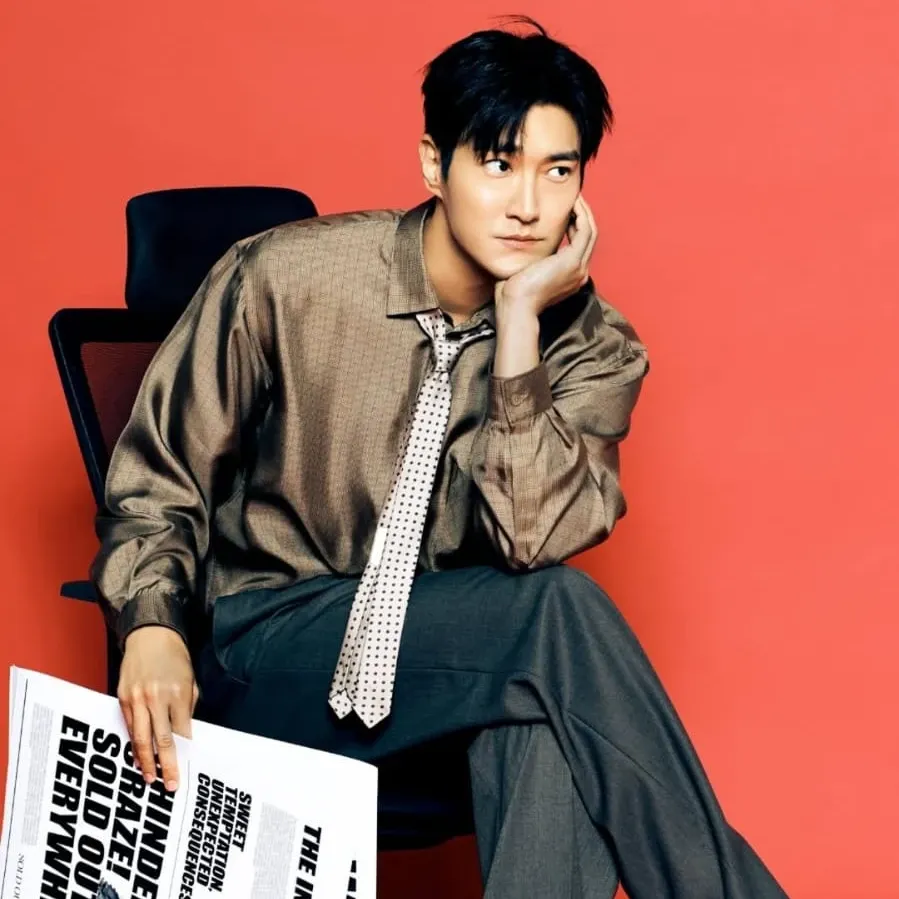 Behind-the-scenes cut of Siwon (Super Junior)