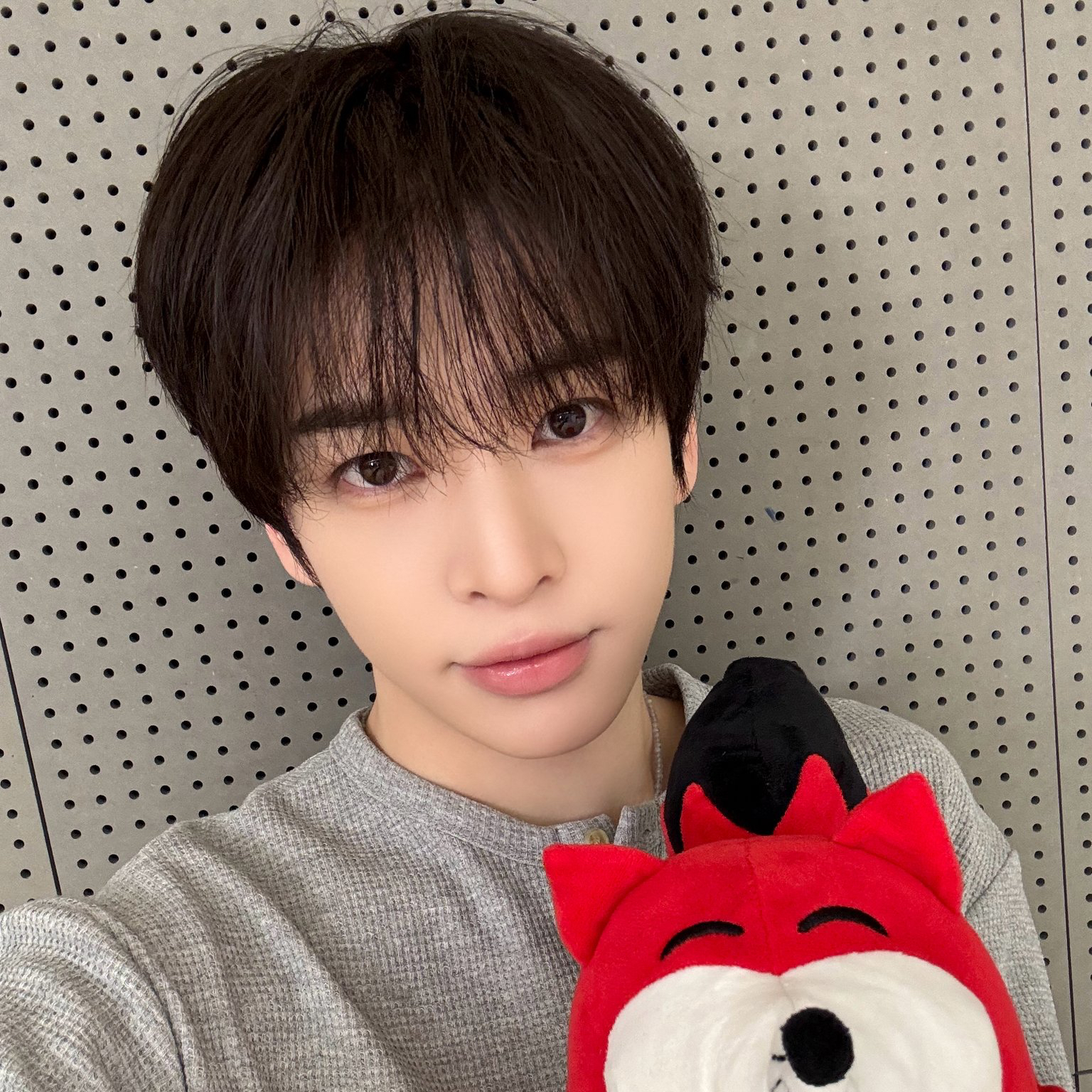 Recent activity shot of Allen (CRAVITY)