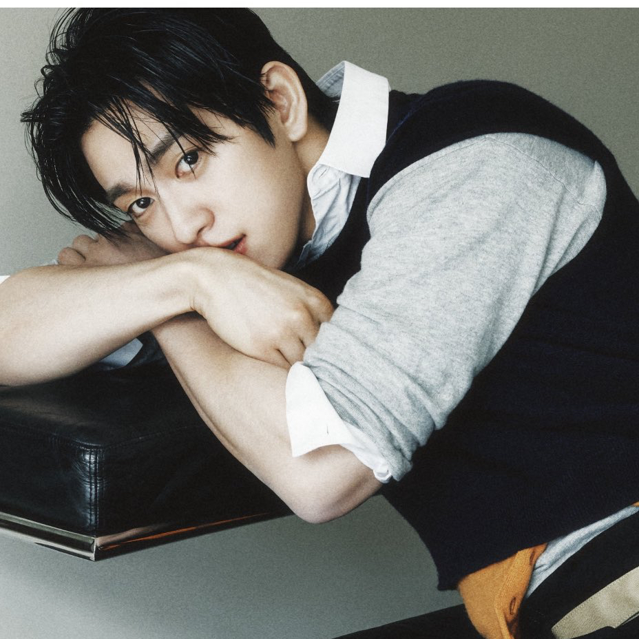 珍荣 (GOT7)的最新照片