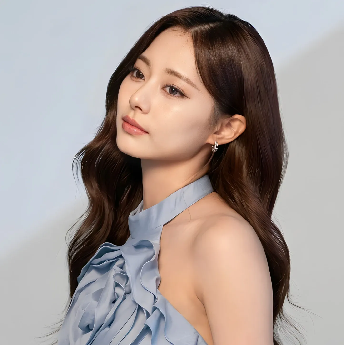 Foto aktivitas terbaru Tzuyu (TWICE)