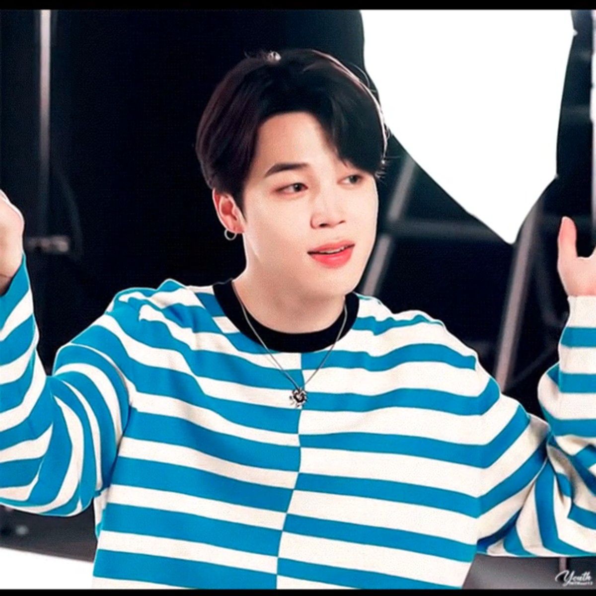 Foto aktivitas terbaru Jimin (BTS)