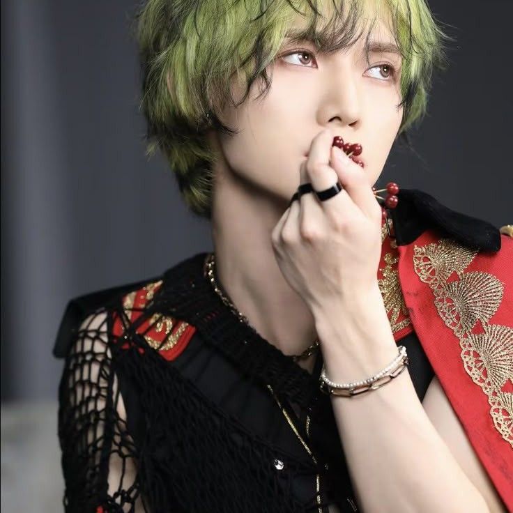 에이티즈 최근 활동샷