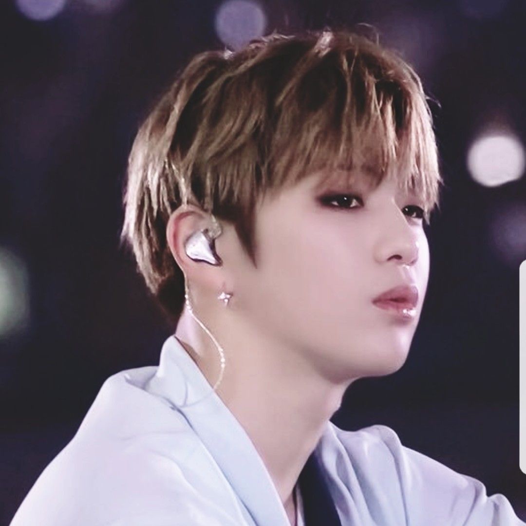 강다니엘의 최신 사진