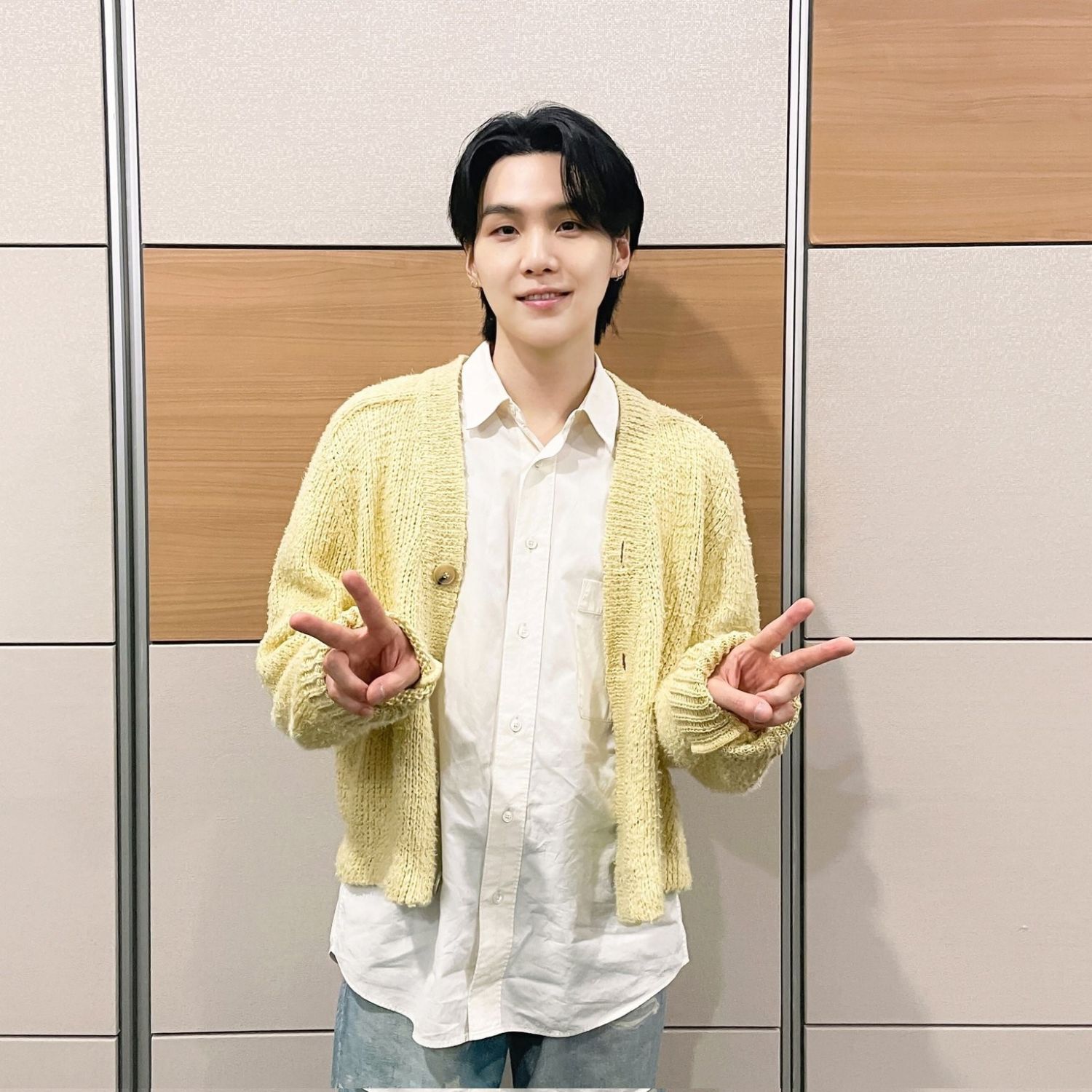 Behind-the-scenes cut of SUGA (BTS)