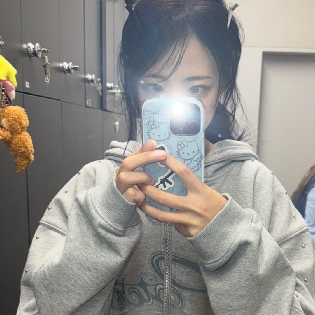 Latest photo of QWER