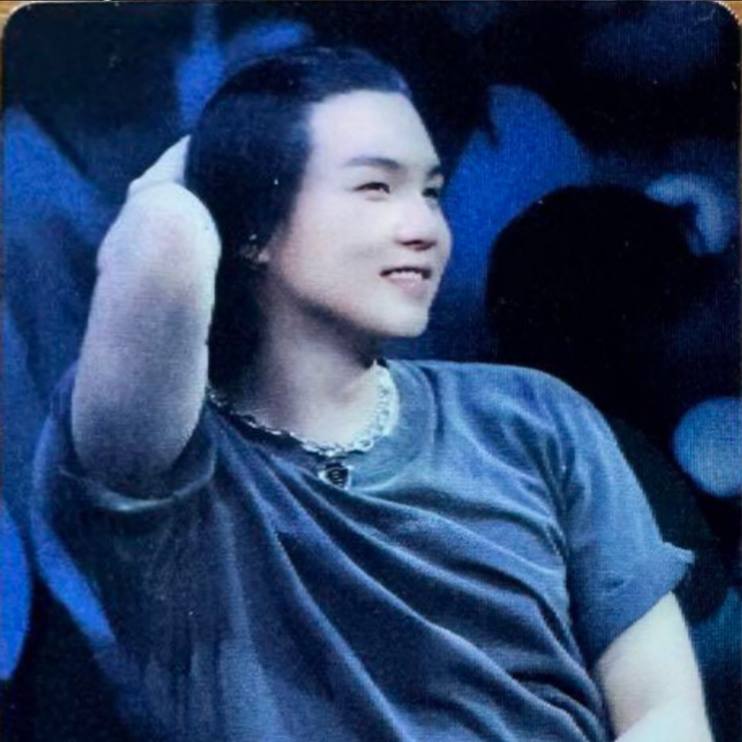 SUGA (BTS)の舞台裏ショット