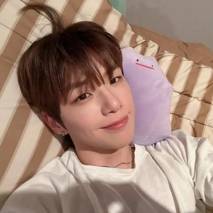 강다니엘 최근 활동샷
