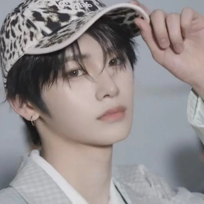 Recent activity shot of Zhou Anxin (ALPHA DRIVE ONE)