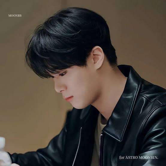 ASTROの最新写真