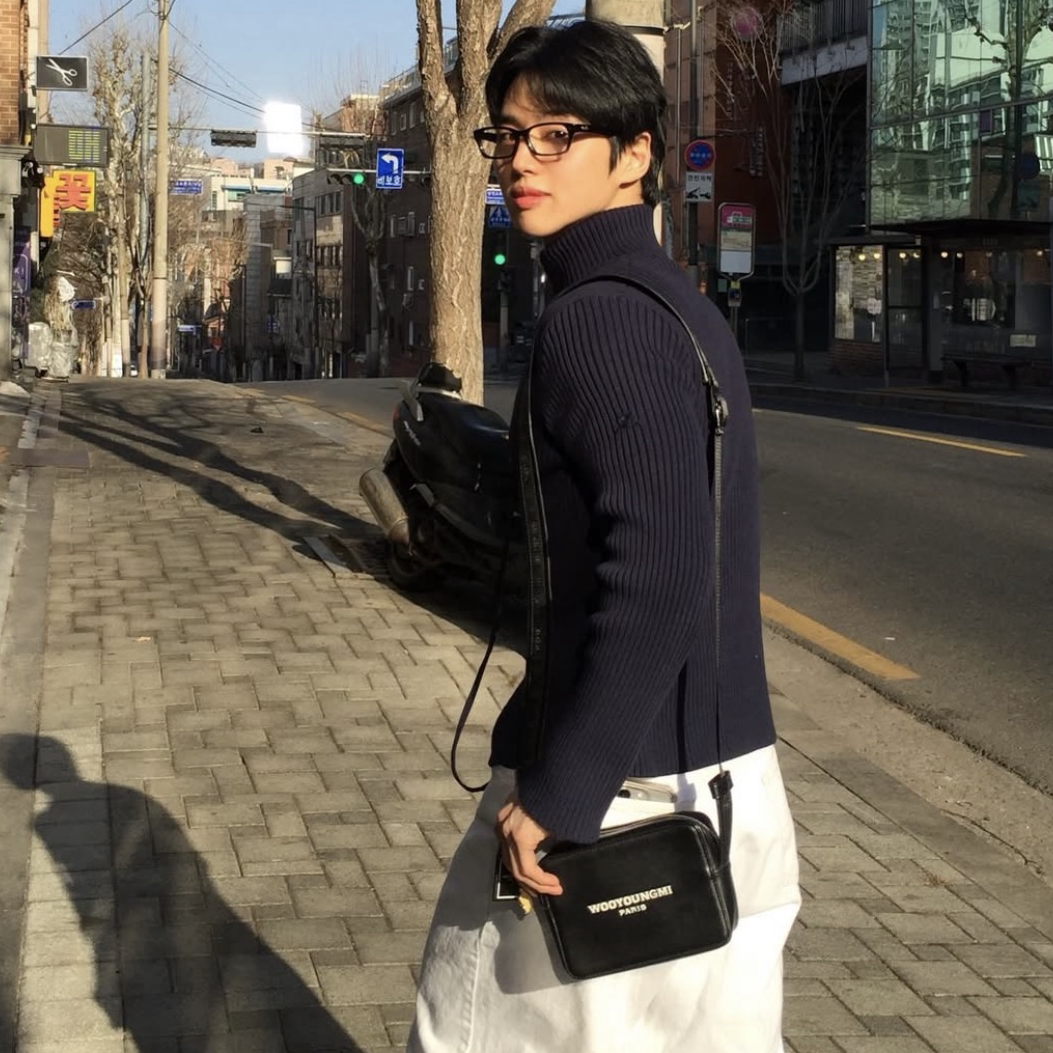 Latest photo of Hongseok (PENTAGON)