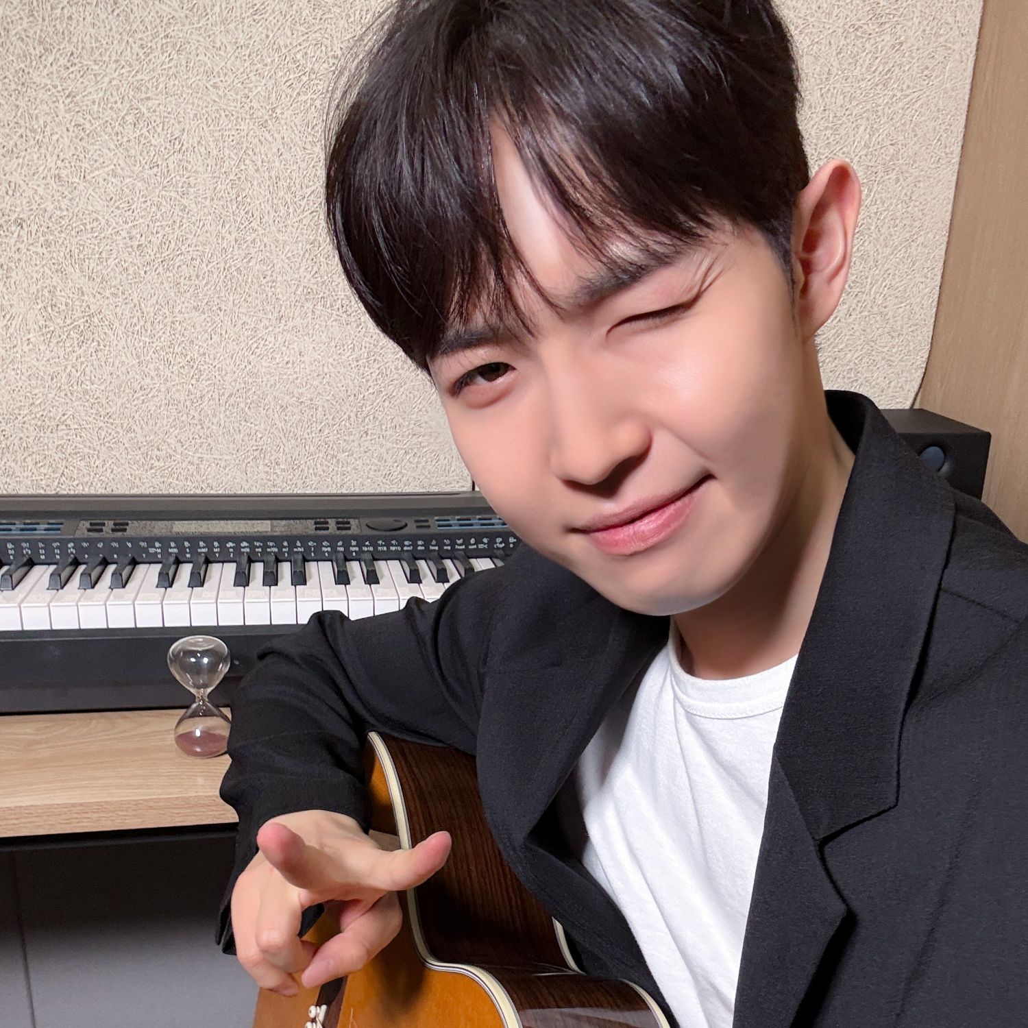 Recent activity shot of Kim Jaehwan