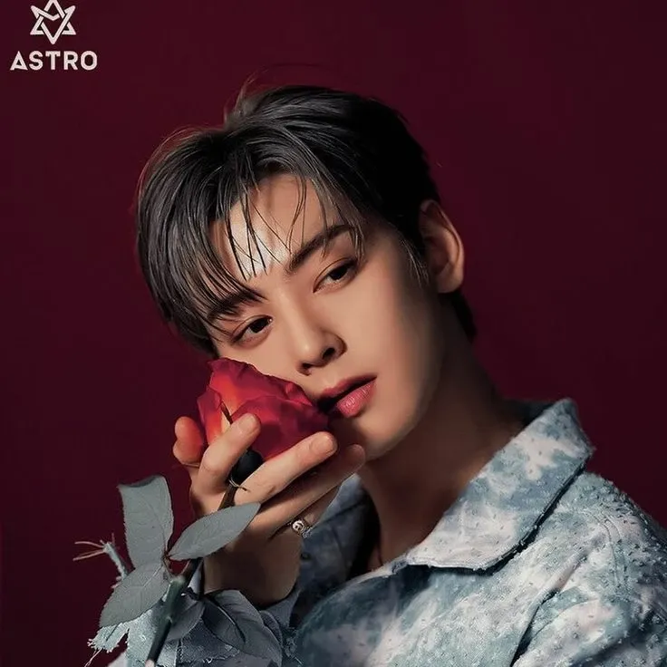 Latest photo of Eunwoo (ASTRO)