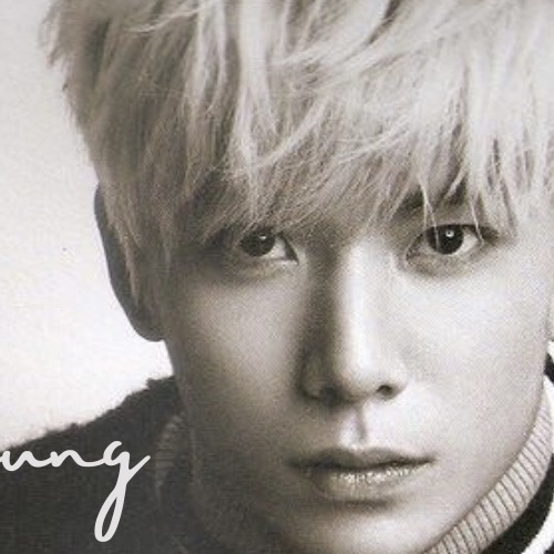 Latest photo of Hwiyoung (SF9)