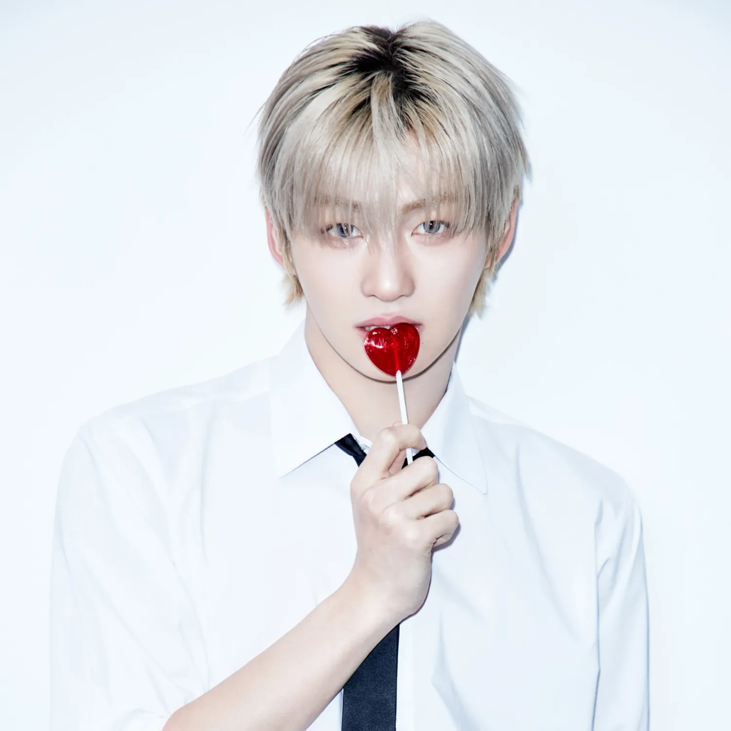 Latest photo of Jihoon (TWS)