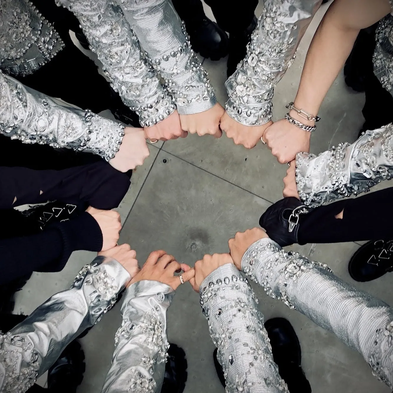 Must-see popular post of 세븐틴, your favorite