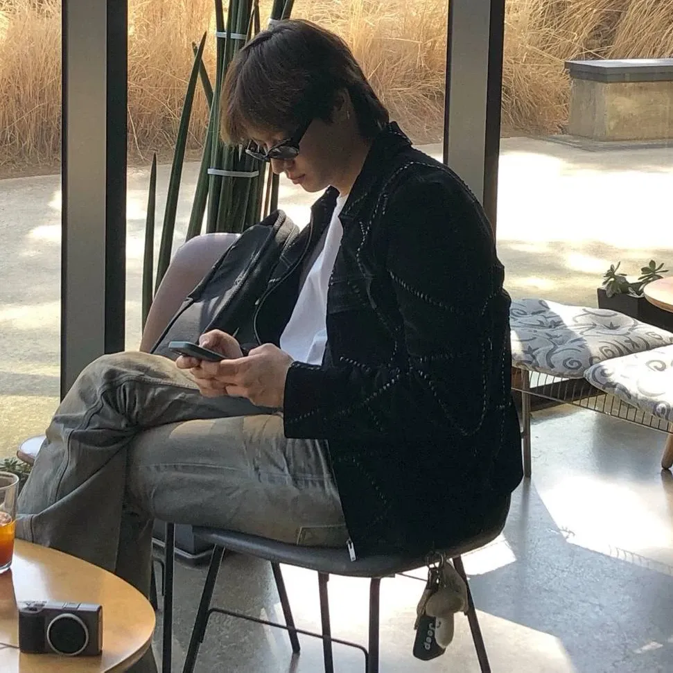 Latest photo of JAY B (GOT7)