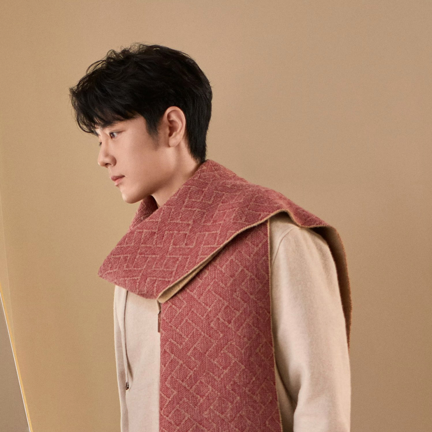 Behind-the-scenes cut of Xiao Zhan