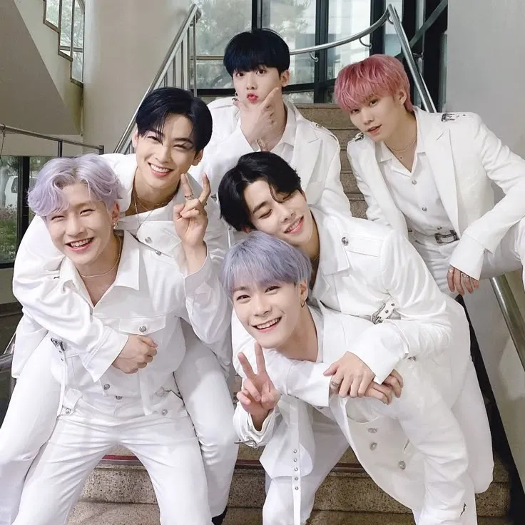 A moment captured by Moonbin (ASTRO)'s fan