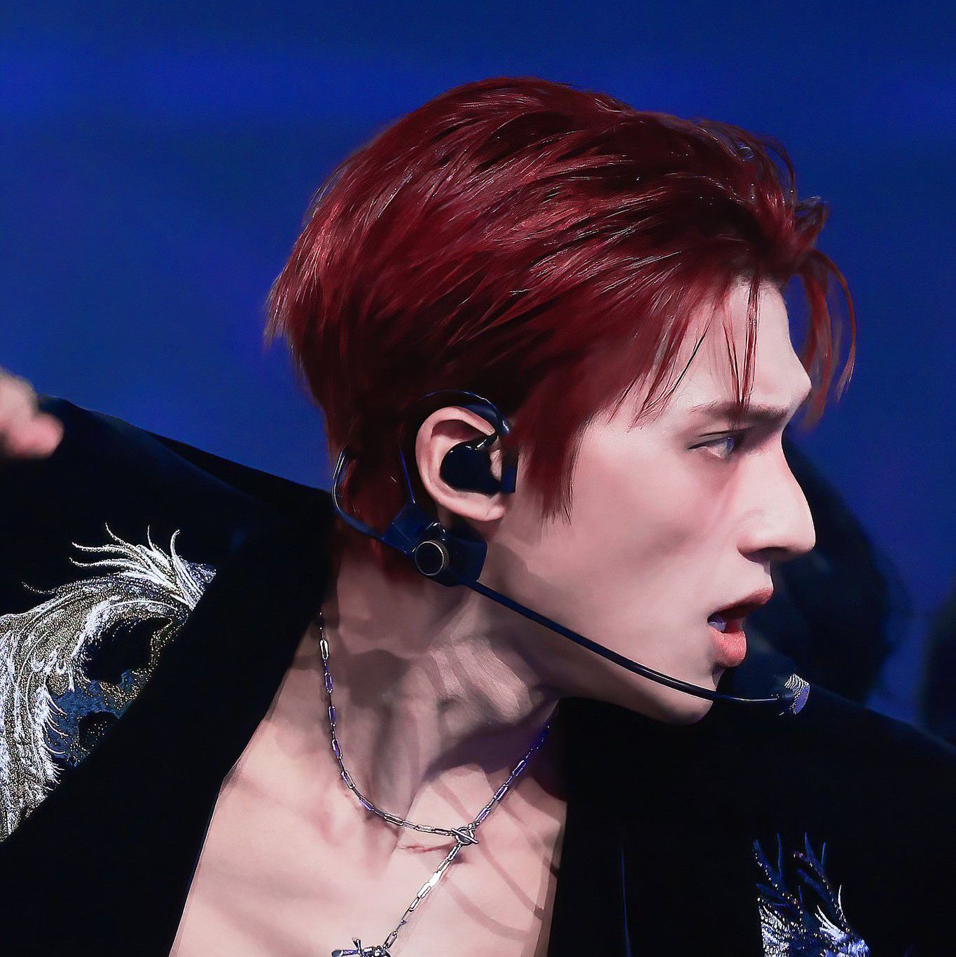 友榮 (ATEEZ)的最新照片