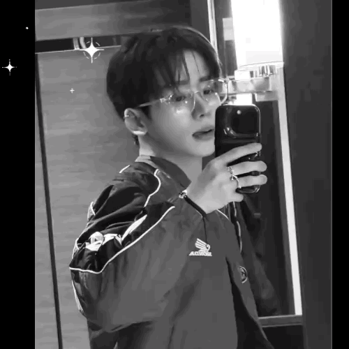 A moment captured by Yumeki's fan