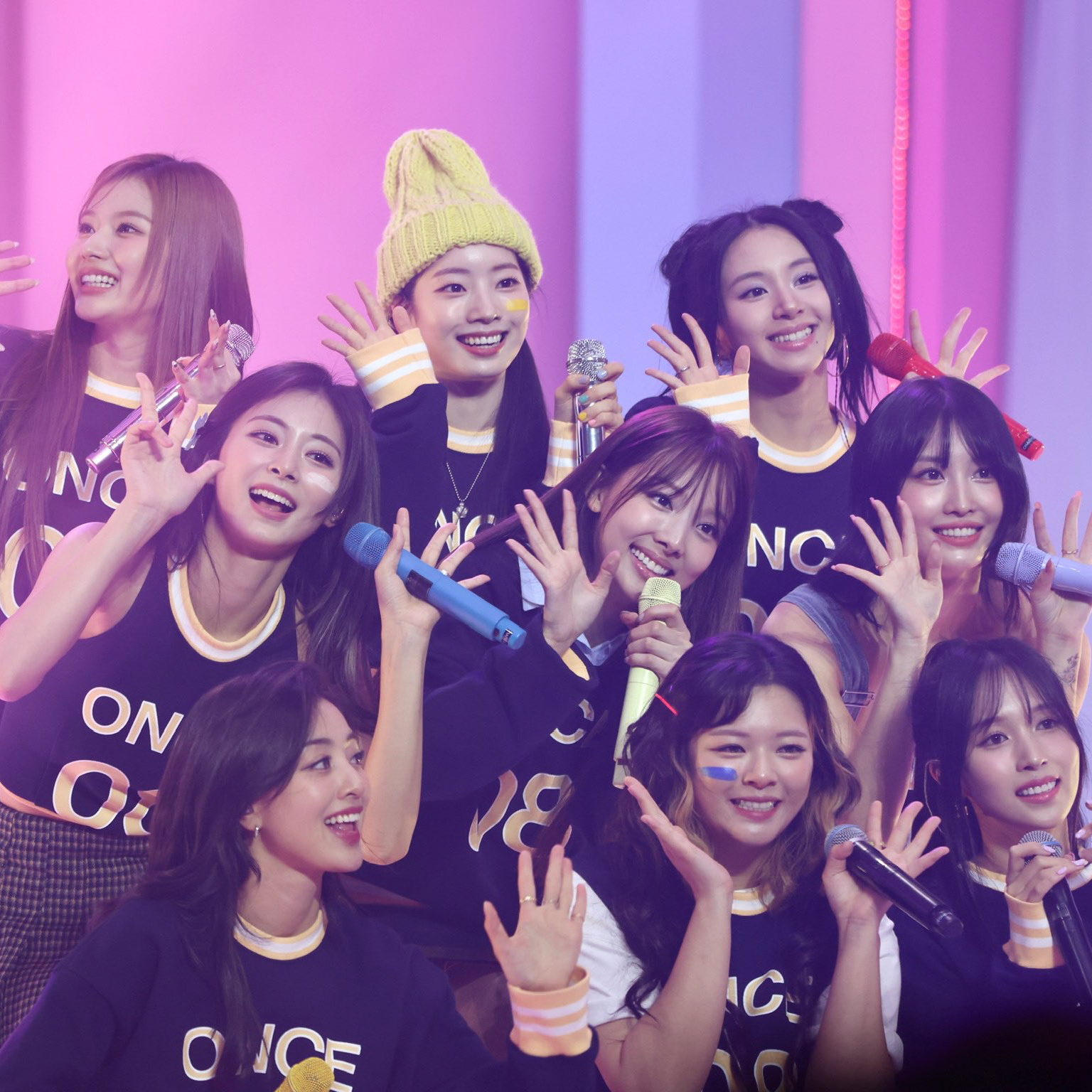 Momen yang diabadikan oleh penggemar TWICE