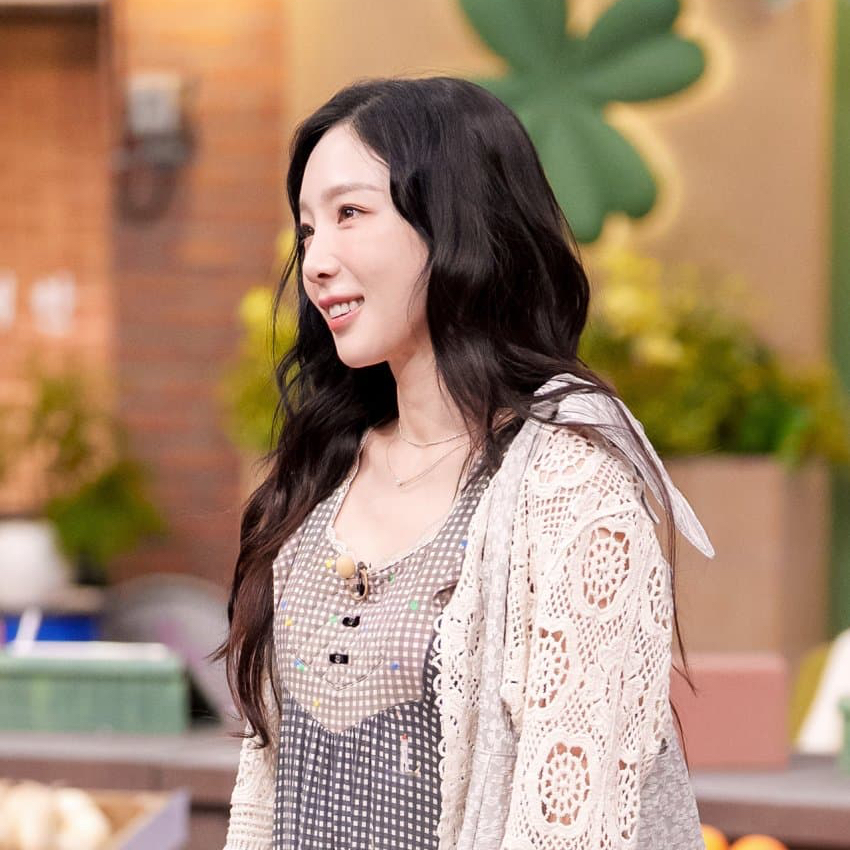 Foto terbaru Taeyeon (Girls' Generation)